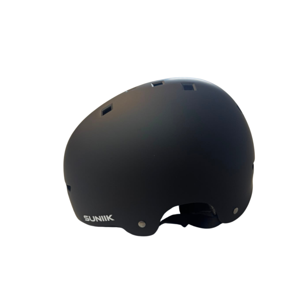 Casco urbano regulable con luz trasera talla L — negro